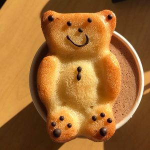 Meet your Posher, Abby